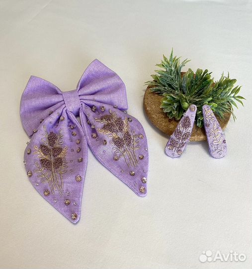 Заколки с вышивкой ручная работа