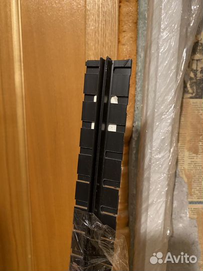 Кабель каналы, плинтуса, гибкий порог