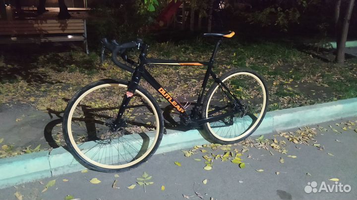 Велосипед гравийный