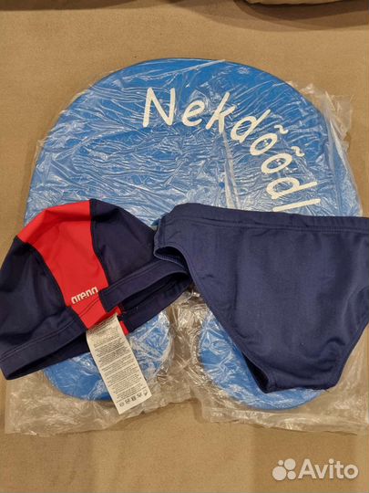 Плавки, шапочка Arena, р. 116 и доска для плавания