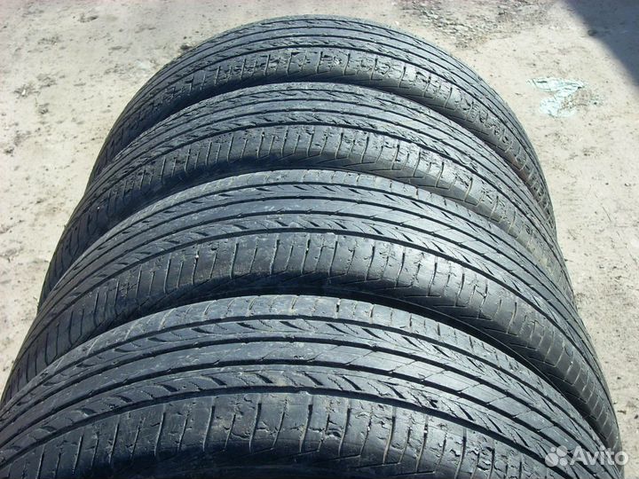 Nexen Roadian 581 235/55 R19 101V
