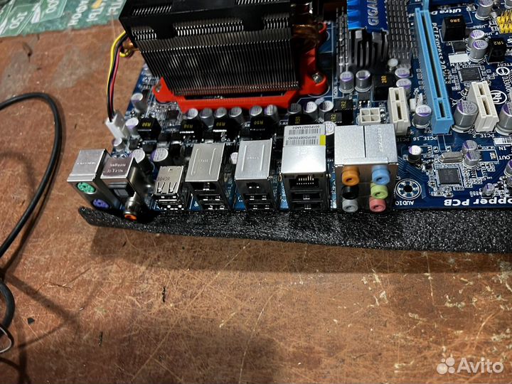 Комплект материнской платы Gigabyte на 5 видеокарт