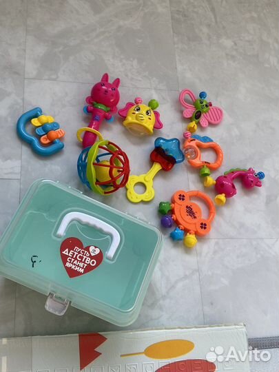 Игрушки погремушки грызунки для малыша до года