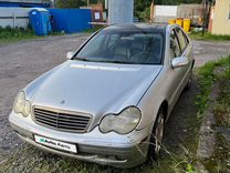 Mercedes-Benz C-класс 2.6 AT, 2003, 187 000 км, с пробегом, цена 399 000 руб.