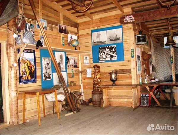 Скульптура авторской ручной работы, из дерева