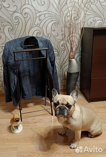 Вешалка напольная костюмная