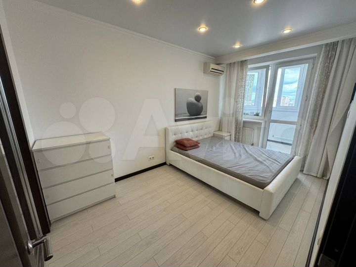 2-к. квартира, 68,7 м², 17/17 эт.