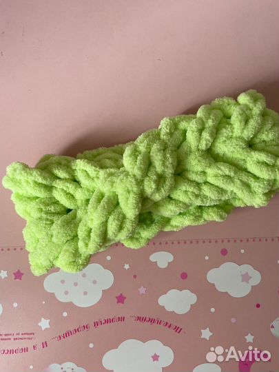 Повязка на голову вязаная женская