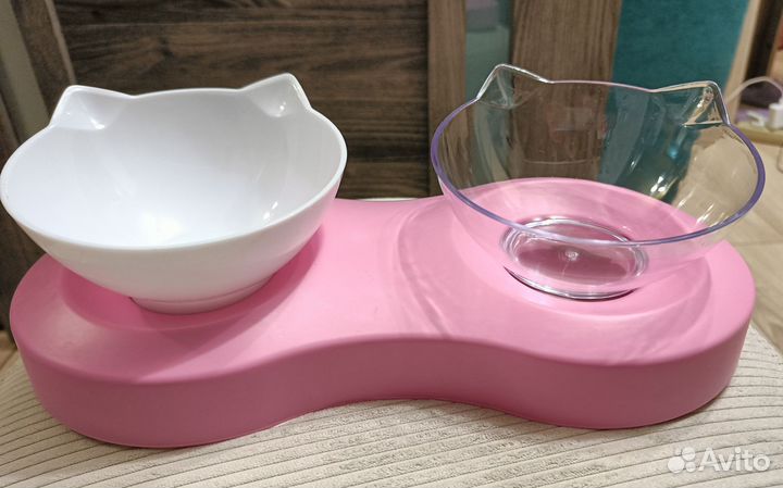 Миски для кошек и собак на подставке