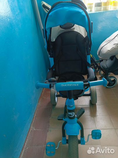 Детский трехколесный велосипед