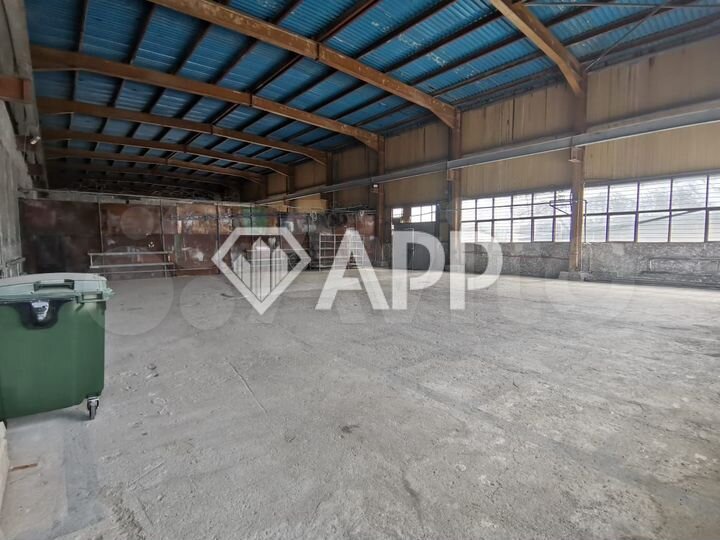 Складской комплекс с арендаторами 4000 м²