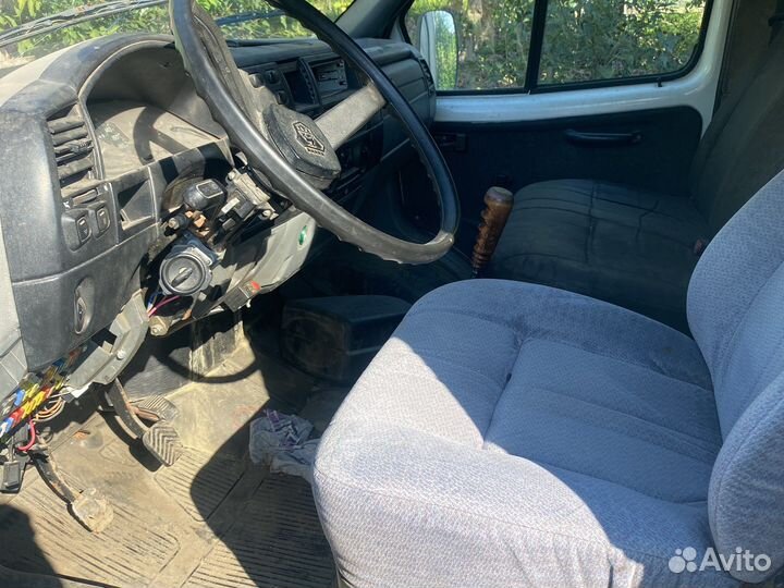 ГАЗ ГАЗель 3302 бортовой, 2005