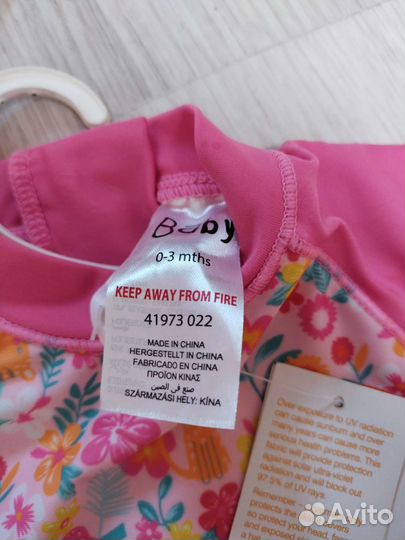 Новый купальник с уф защитой+ кепка