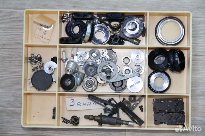 Запчасти к фотоаппаратам Зенит