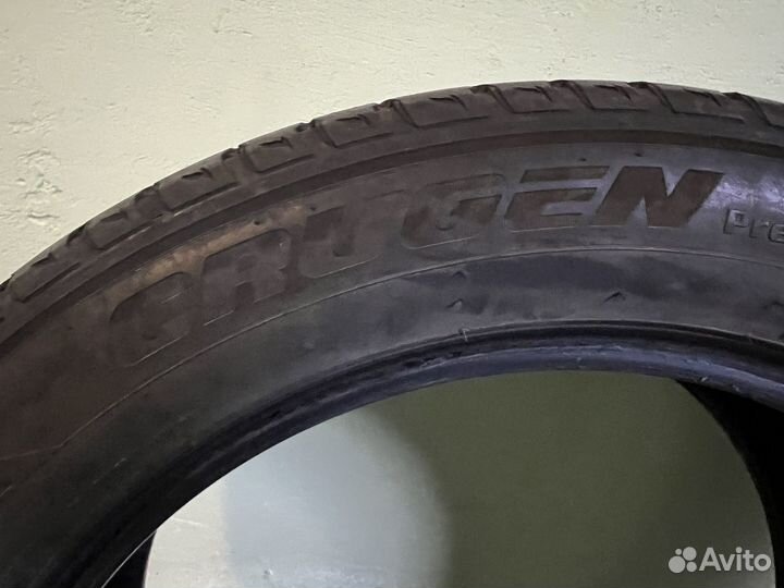 Kumho Crugen Premium KL33 255/50 R20
