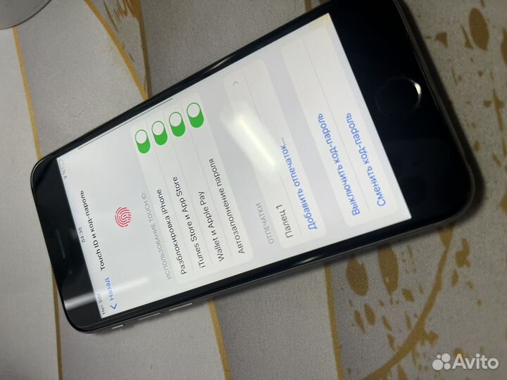 iPhone 6S, 32 ГБ