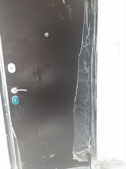 Дверь входная металлическая