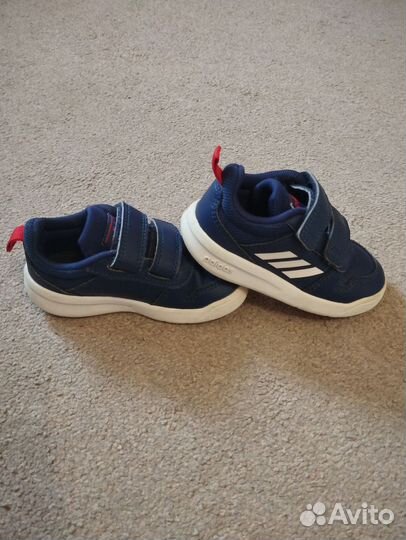 Кроссовки для мальчика р. 23