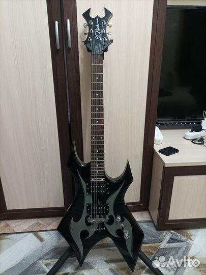 B. C. Rich warlock kkv