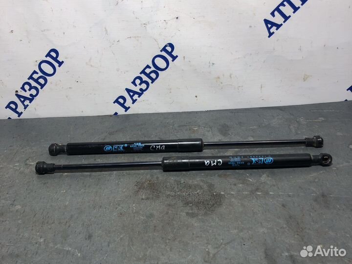 Упор багажника Лифан смайл