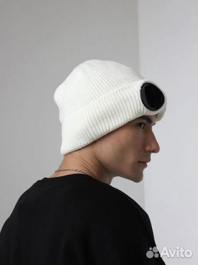 Шапка с очками