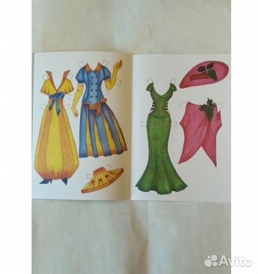 Бумажная кукла Валя