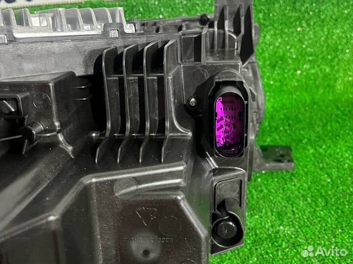 Фара Geely Monjaro оригинал