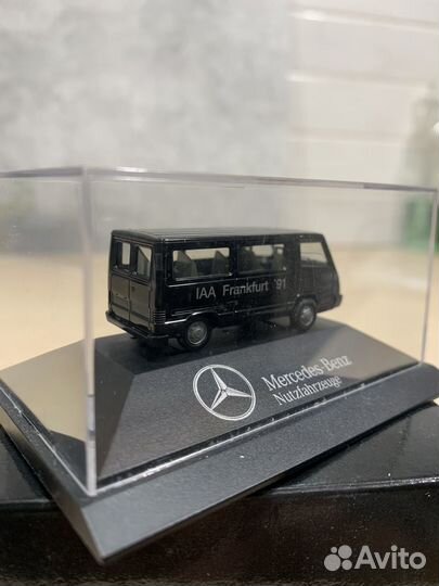 Модель Mercedes Nutzfahrzeuge Herpa 1/87