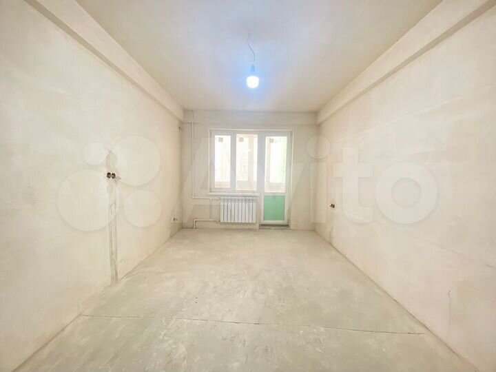 3-к. квартира, 94 м², 1/10 эт.