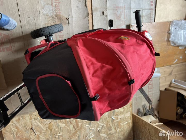 Детский велосипед с ручкой