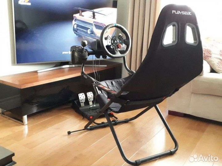 Руль Logitech + Кокпит PlaySeat Challenge