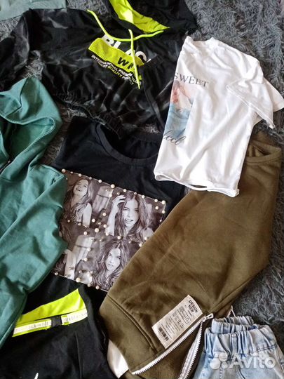 Пакет вещей на 40-42, можно на девочку 11-14лет