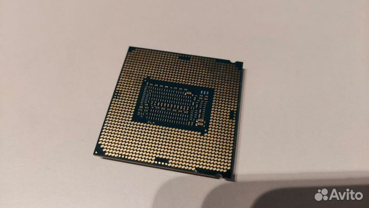Процессор Intel Core i5 9600k