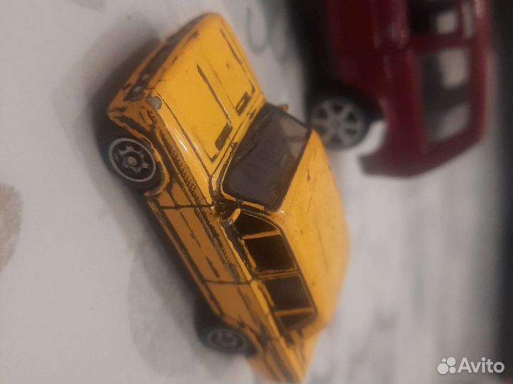 Коллекция моделей машинок