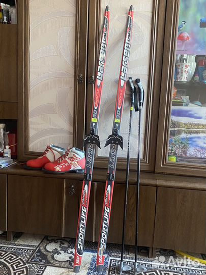 Ботинки лыжные 35 размер подходят на 37 размер