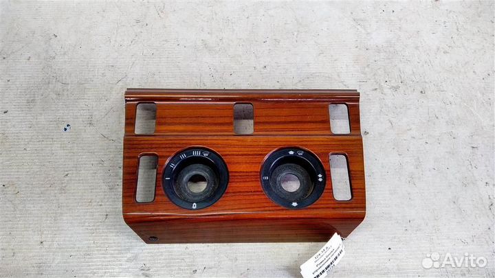 Рамка блока управления печкой mersedesbenz W124 E