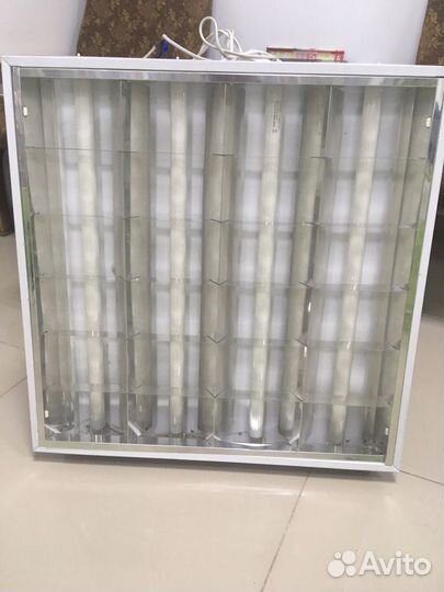 Светильники потолочные