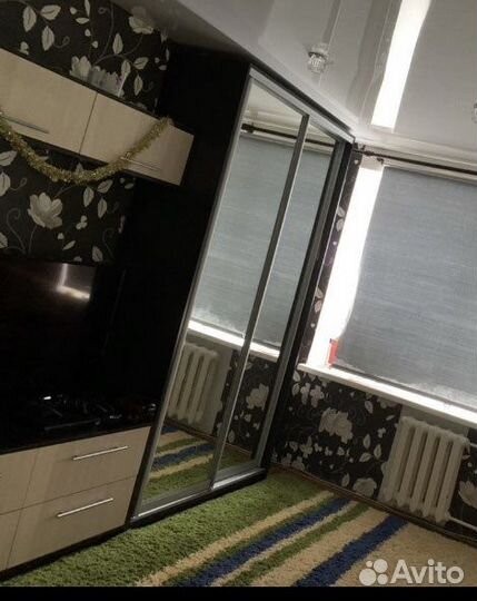 Стенка в гостиную