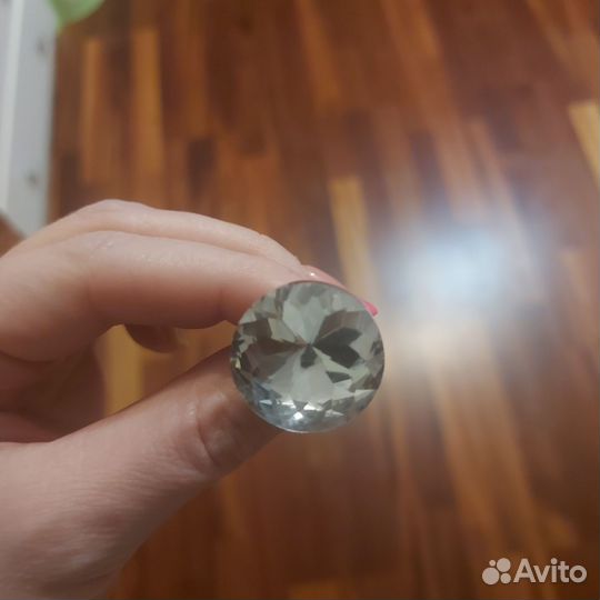 Гвозди для обшивки мебели и декора