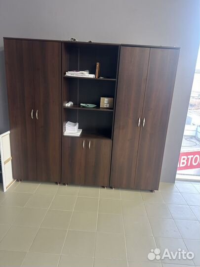 Офисная мебель бу столы тумбы шкафы стулья