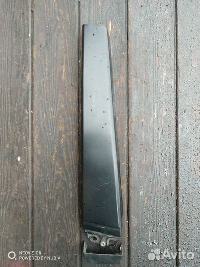 Накладка стойки левая Ауди А4 Б5 95-99