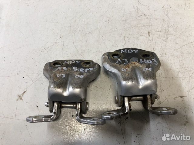 Петли задней левой двери MDX YD1 01-06