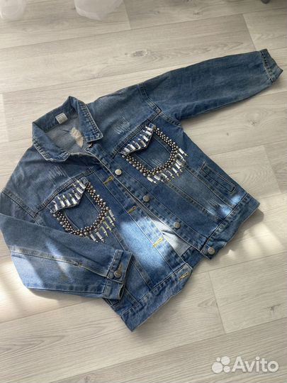 Джинсовая куртка для девочки