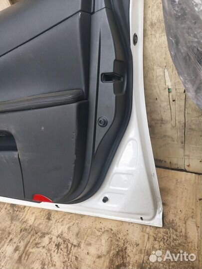 Дверь передняя правая Lexus GS 3 рест. URS190