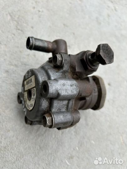 Насос гур Volkswagen 1H0422155C