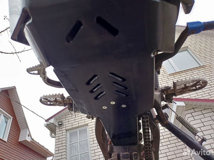 Защита двигателя Regulmoto CR-Z300, ZR-250; GR-8