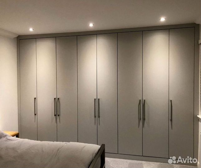 Шкаф.Шкафы распашные на заказ