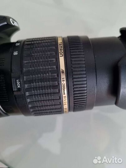 Зеркальный фотоаппарат Canon 500D