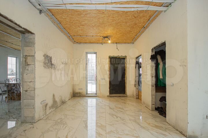 Дом 260 м² на участке 7 сот.