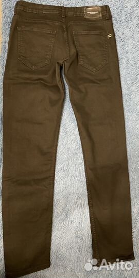 Джинсы Colin’s